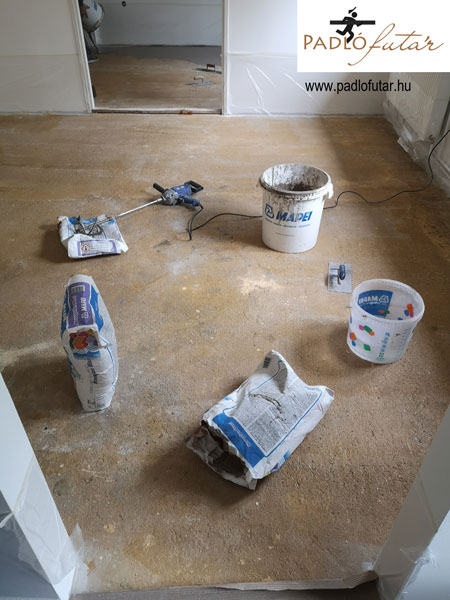 Minőségi alapanyagokkal való kivitelezés a laminált padló tökéletes lerakása érdekben - Padlófutár
